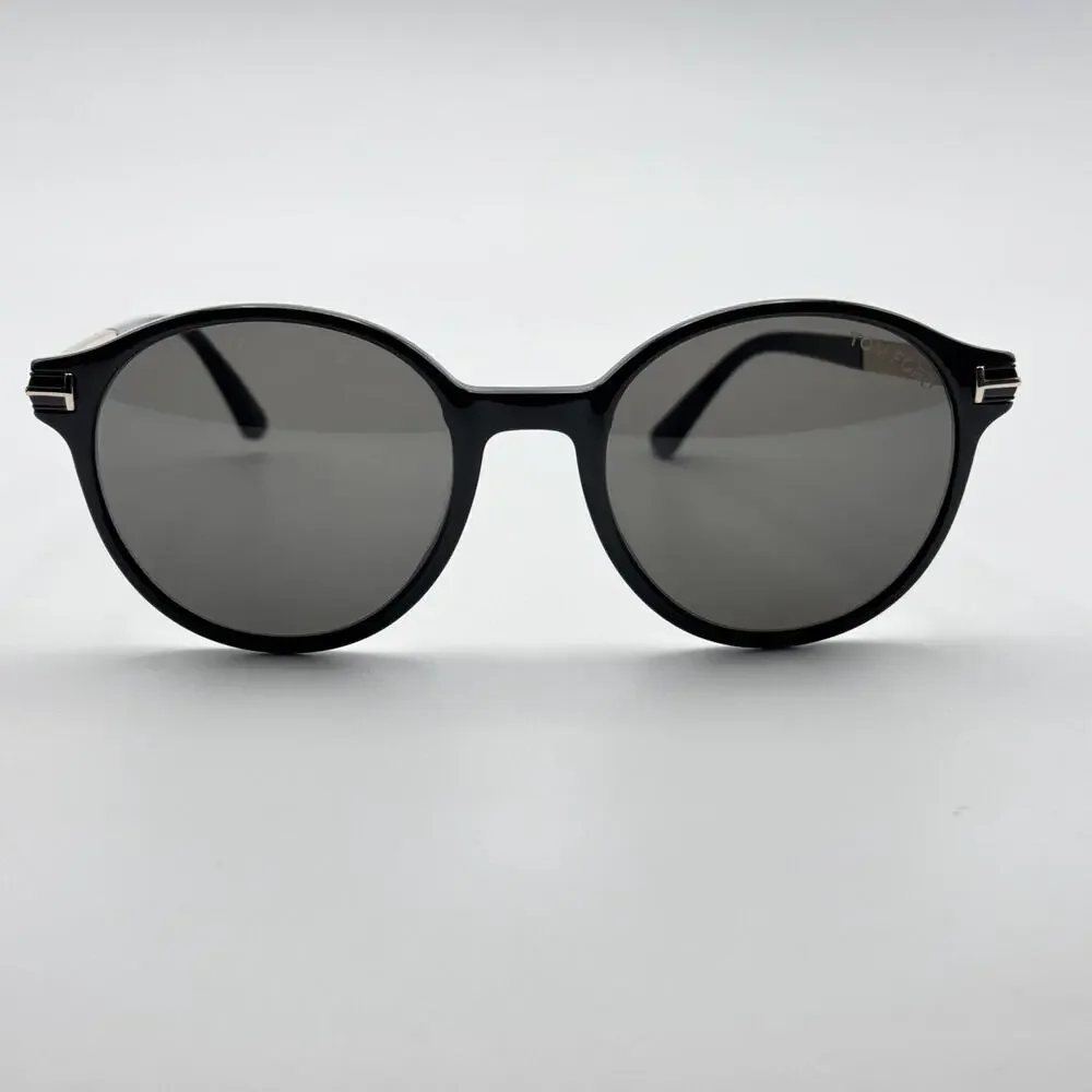 Tom Ford Sunglasses Araki TF1184 01A Black Round Frame Gray Lenses 52-20-140 New